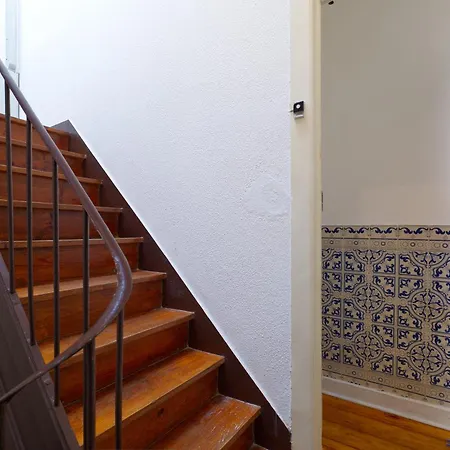 Portucale ! Cosy 2 Bedroom Campo Ourique Lisboa