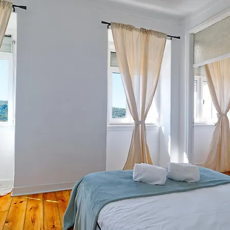 Portucale ! Cosy 2 Bedroom Campo Ourique 公寓 Lisboa